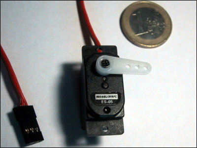 ES-05 Servo vor dem Umbau